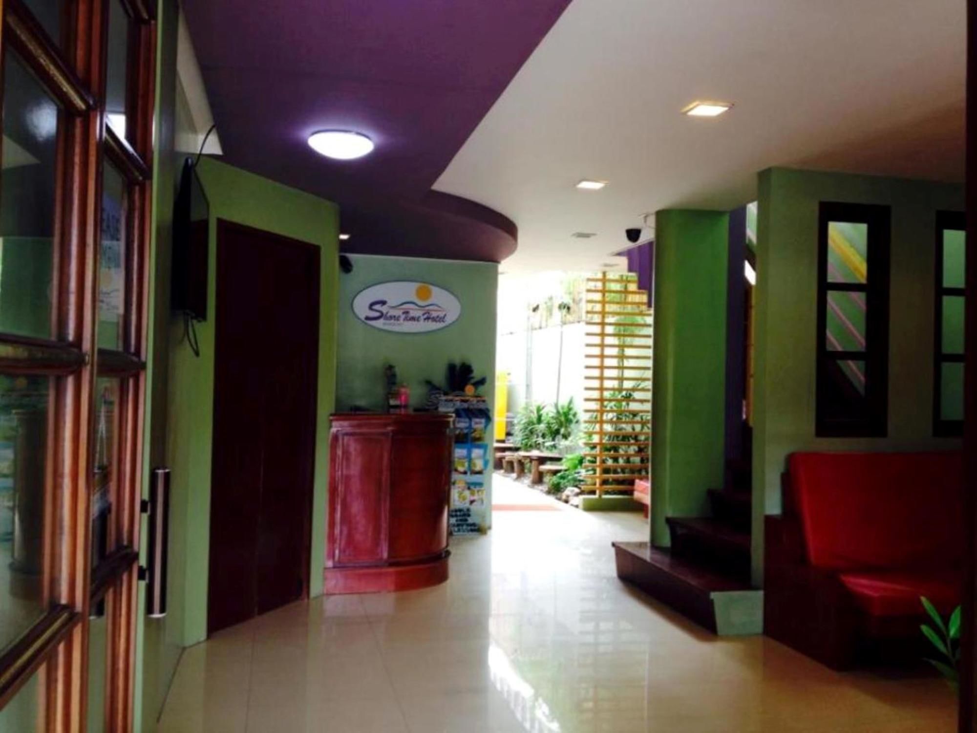 Shore Time Hotel - Annex Balabag  Extérieur photo